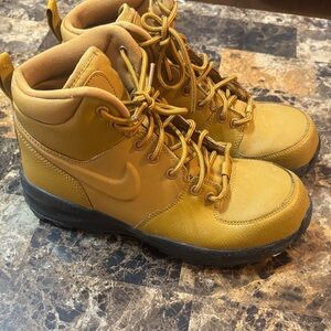 Nike Kids Manoa Boots